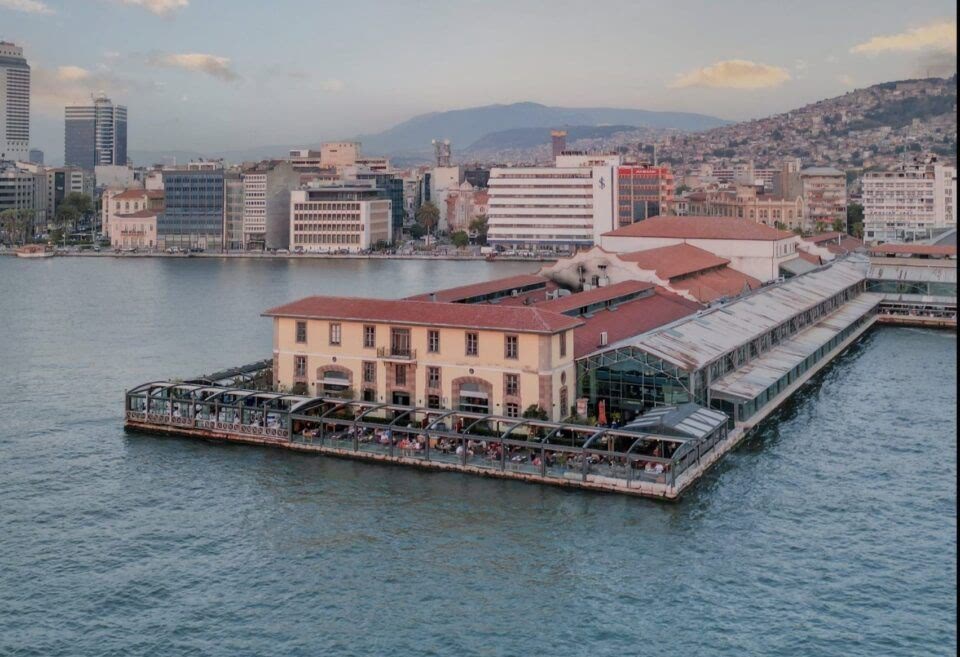 100andmore-izmir-deniz-kenari-restoran